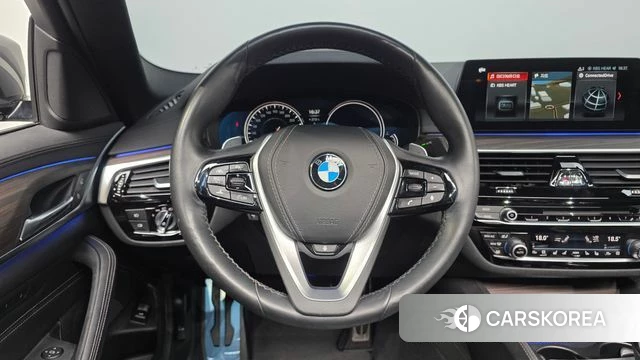 BMW 5 Series (G30) 2018 Серый из Кореи, фото 4