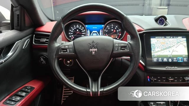 Maserati Ghibli 2018 Белый из Кореи, фото 4