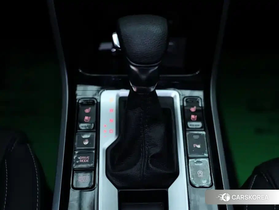 Kia K3 2023 Белый из Китая, фото 4