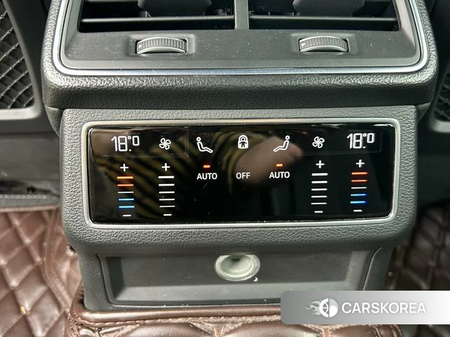 Audi A6L 2021 Темно-серый из Китая, фото 4