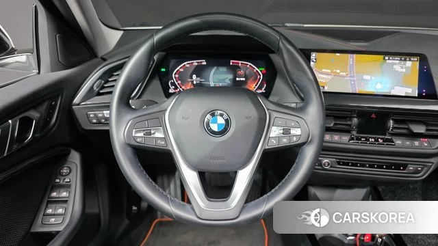 BMW 1 Series (F40) 2020 Белый из Кореи, фото 4