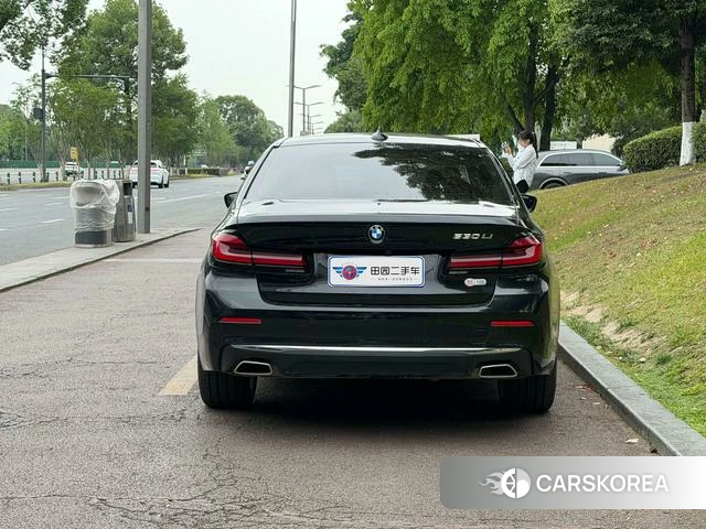 BMW 5 series 2023 Черный из Китая, фото 4