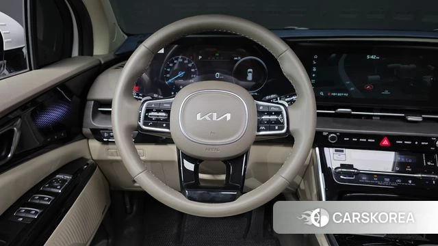 Kia Carnival 4th generation 2023 Белый из Кореи, фото 4