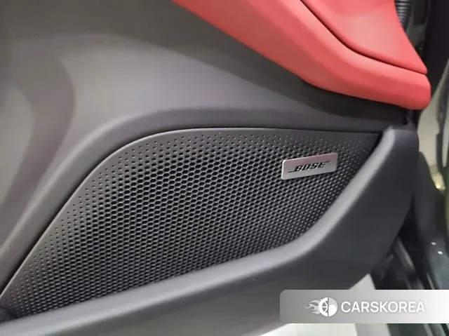 Porsche Taycan 2023 Серый из Кореи, фото 4