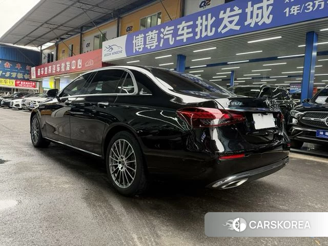 Mercedes-Benz E-class 2021 Черный из Китая, фото 4