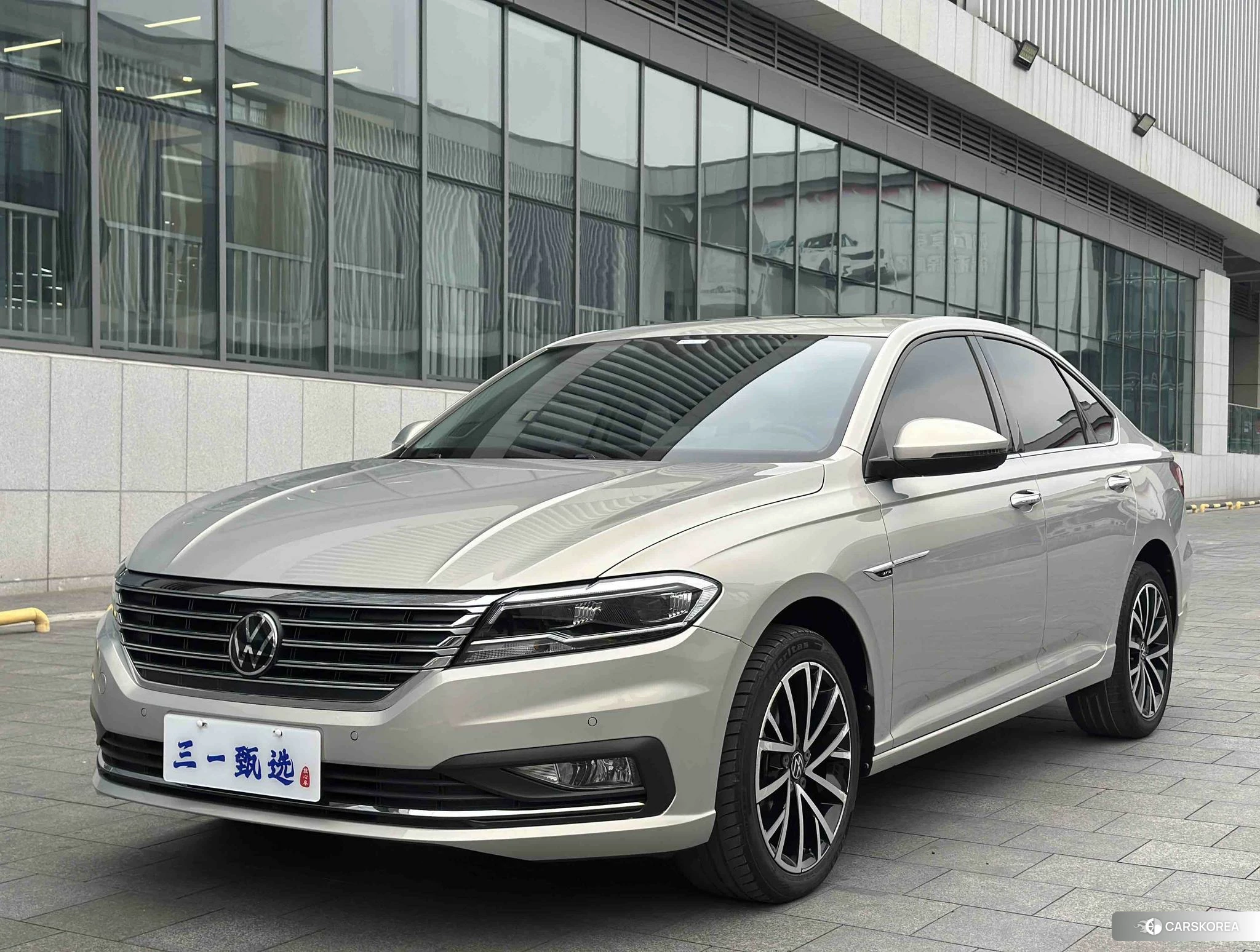 Volkswagen Lavida 2021 Шампань из Китая, фото 4
