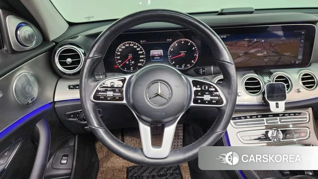 Mercedes-Benz E-Class W213 2018 Белый из Кореи, фото 4