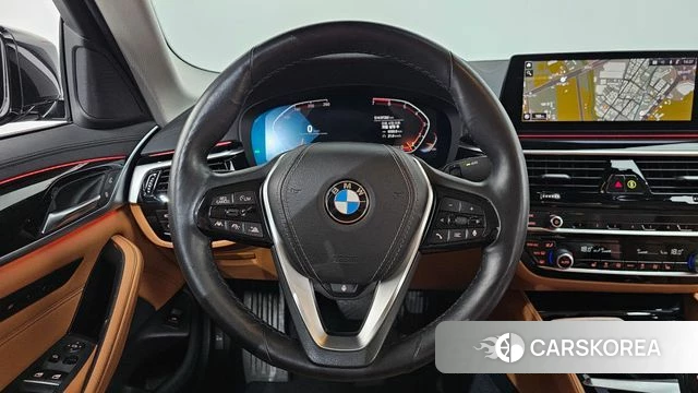 BMW 5 Series (G30) 2020 Черный из Кореи, фото 4