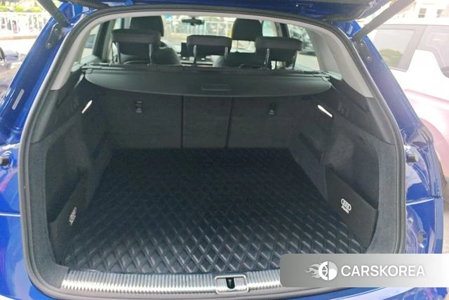 Audi Q5L 2022 Синий из Китая, фото 4