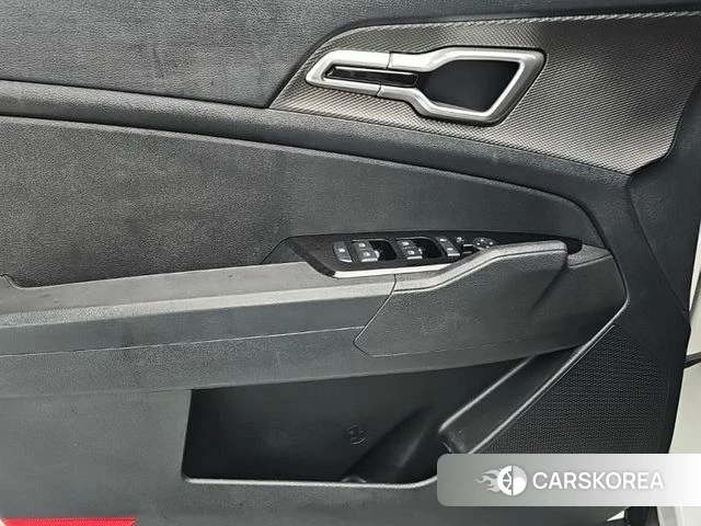 Kia Sportage 5th Generation 2022 Белый из Кореи, фото 4