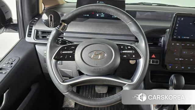 Hyundai Staria 2023 Белый из Кореи, фото 4