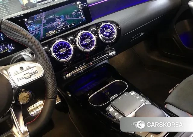 Mercedes-Benz A-Class W177 2023 Белый из Кореи, фото 4