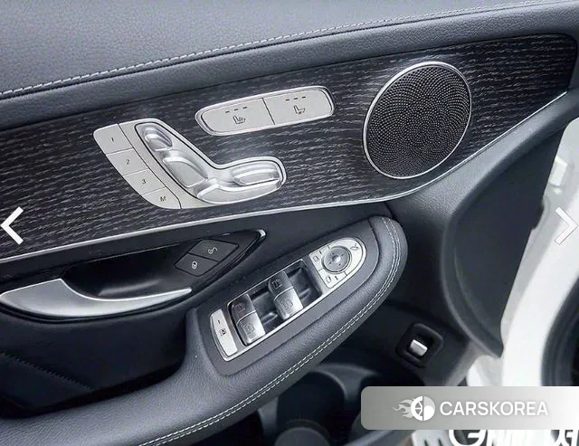 Mercedes-Benz GLC-Class X253 2022 Белый из Кореи, фото 4