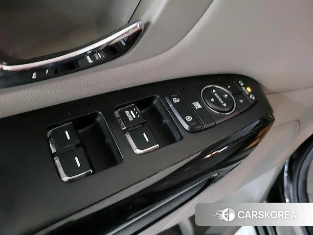 Kia The New Carnival 2018 Черный из Кореи, фото 4