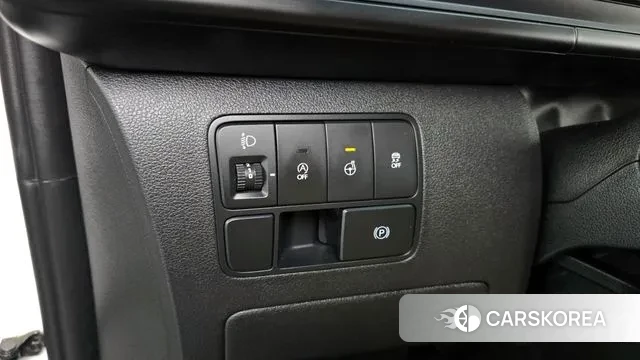 Hyundai Staria 2023 Белый из Кореи, фото 4