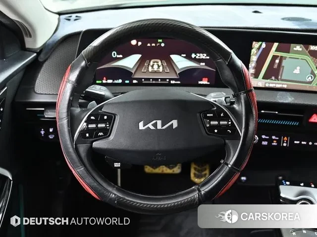 Kia EV6 2023 Жемчужный цвет из Кореи, фото 4