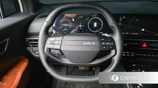 Kia The New Sportage 5th Generation Hybrid 2025 Белый из Кореи, фото 4