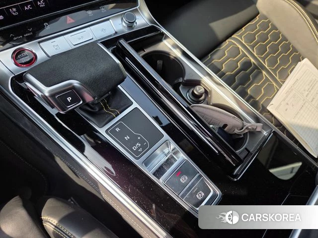 Audi RS6 (C8) 2024 Черный из Кореи, фото 4