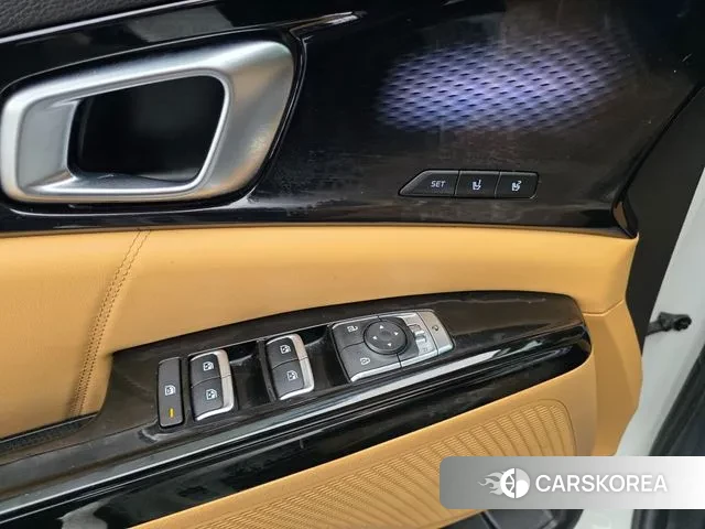 Kia Carnival 4th generation 2023 Белый из Кореи, фото 4