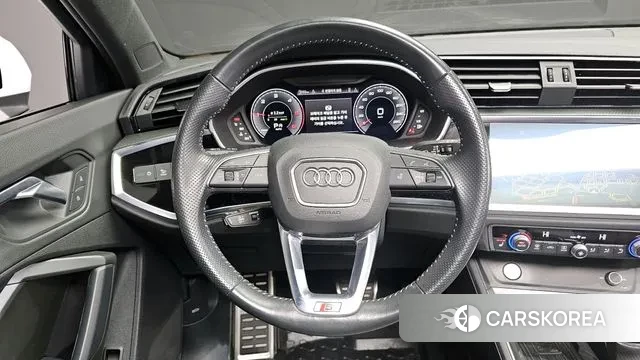 Audi Q3 (F3) 2020 Белый из Кореи, фото 4