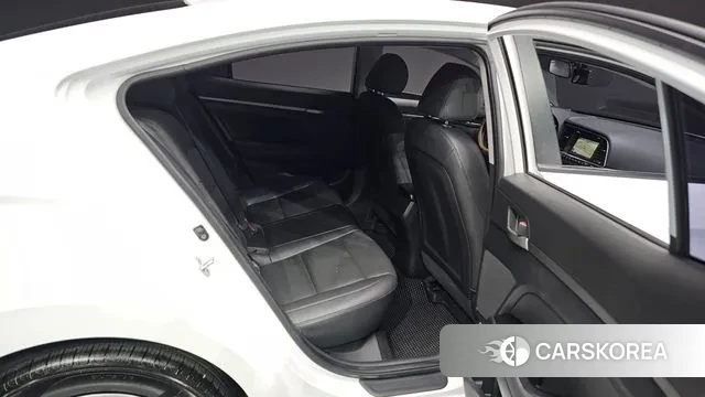 Hyundai Avante AD 2018 Белый из Кореи, фото 4