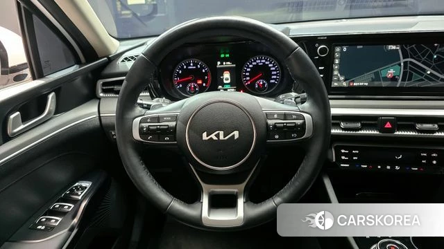 Kia K5 3rd generation 2023 Белый из Кореи, фото 4