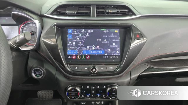 Chevrolet (GM Daewoo) Trailblazer 2022 Небесно-голубой из Кореи, фото 4