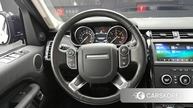 Land Rover Discovery 5 2018 Черный из Кореи, фото 4
