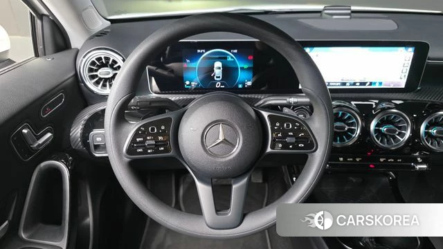 Mercedes-Benz A-Class W177 2020 Белый из Кореи, фото 4