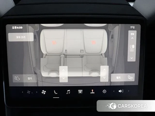 Tesla Model Y 2025 Серебристо-серый из Кореи, фото 4