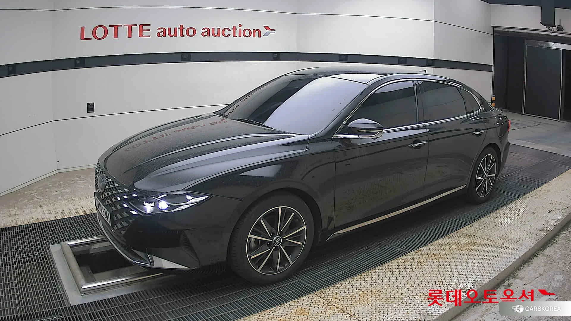 Hyundai Grandeur 2022 Midnight Black Pearl из Кореи, фото 4