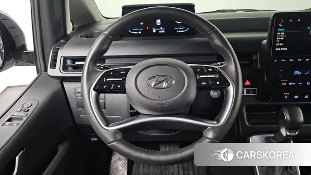 Hyundai Staria 2023 Белый из Кореи, фото 4