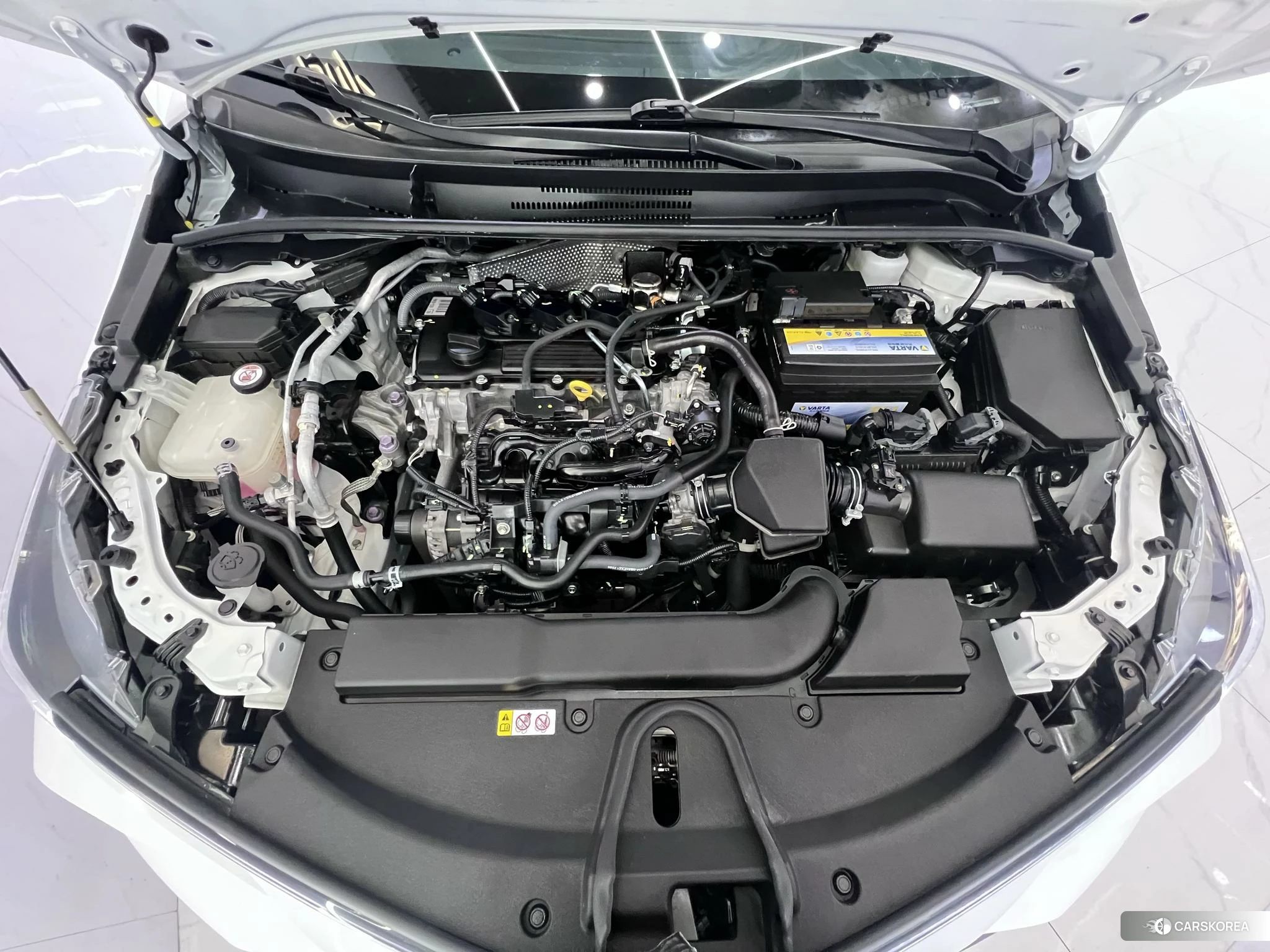 Toyota Corolla 2021 Белый из Китая, фото 4
