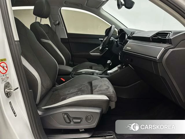 Audi Q3 2023 Белый из Китая, фото 4