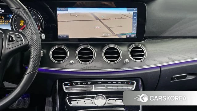 Mercedes-Benz E-Class W213 2018 Белый из Кореи, фото 4