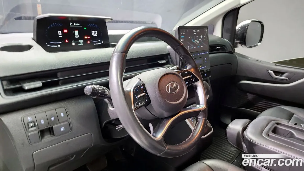 Hyundai Staria 2022 Белый из Кореи, фото 4