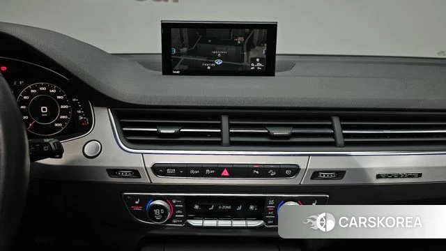 Audi Q7 (4M) 2019 Белый из Кореи, фото 4