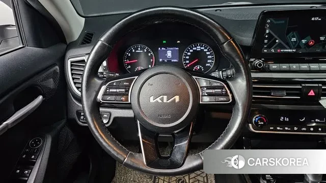 Kia Seltos 2021 Белый из Кореи, фото 4