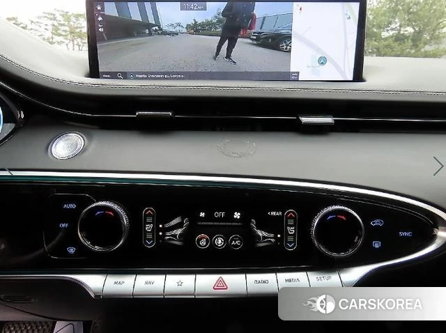 Genesis GV70 2021 Серебристо-серый из Кореи, фото 4