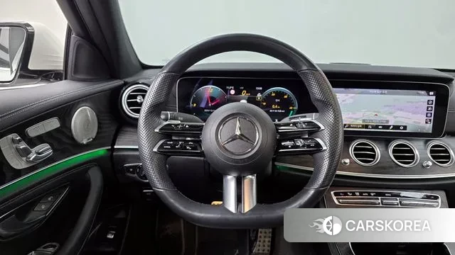 Mercedes-Benz E-Class W213 2022 Белый из Кореи, фото 4