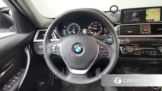 BMW 3 Series (F30) 2018 Белый из Кореи, фото 4