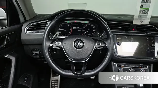 Volkswagen Tiguan second Generation 2018 Белый из Кореи, фото 4