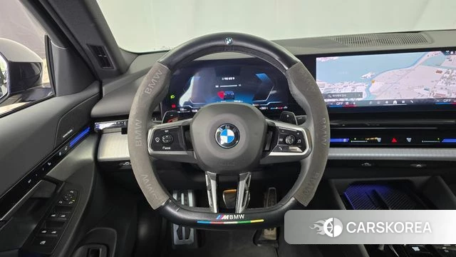 BMW 5 Series (G60) 2024 Черный из Кореи, фото 4