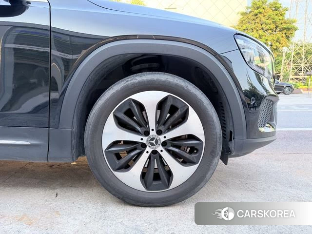 Mercedes-Benz GLB 2023 Черный из Китая, фото 4
