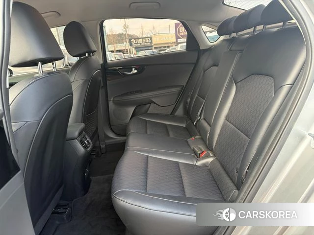 Kia The New K3 2nd generation 2022 Серый из Кореи, фото 4