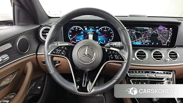Mercedes-Benz E-Class W213 2022 Белый из Кореи, фото 4