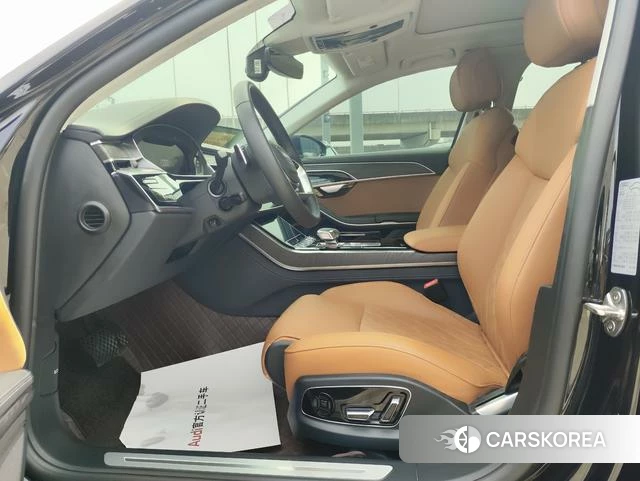 Audi A8 2024 Черный из Китая, фото 4