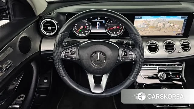 Mercedes-Benz E-Class W213 2018 Синий из Кореи, фото 4