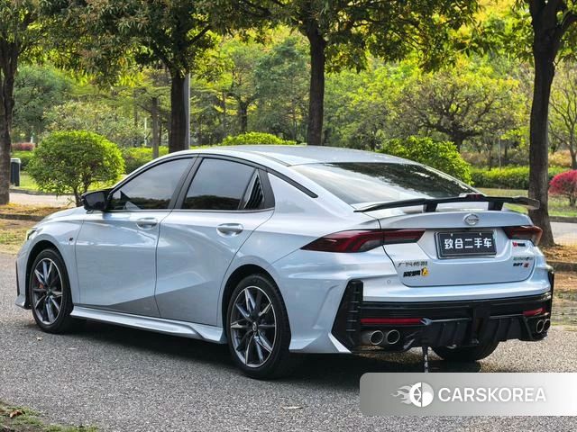 GAC Trumpchi Shadow Leopard 2025 Серебристо-серый из Китая, фото 4