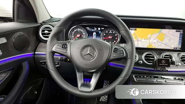 Mercedes-Benz E-Class W213 2018 Белый из Кореи, фото 4